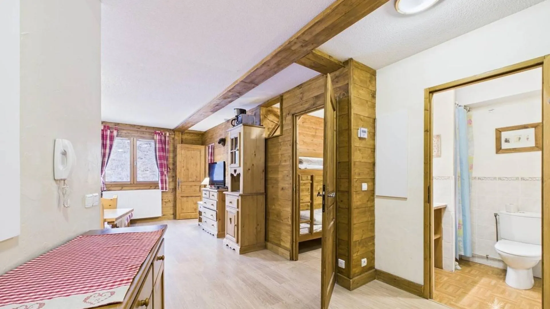 Appartement 2 Pieces Cabine - Centre Station, Wifi Gratuit, Proche Remontees Mecaniques Et Garderie - Fr-1-398-507 La Rosiere  La Rosiere (Savoie)